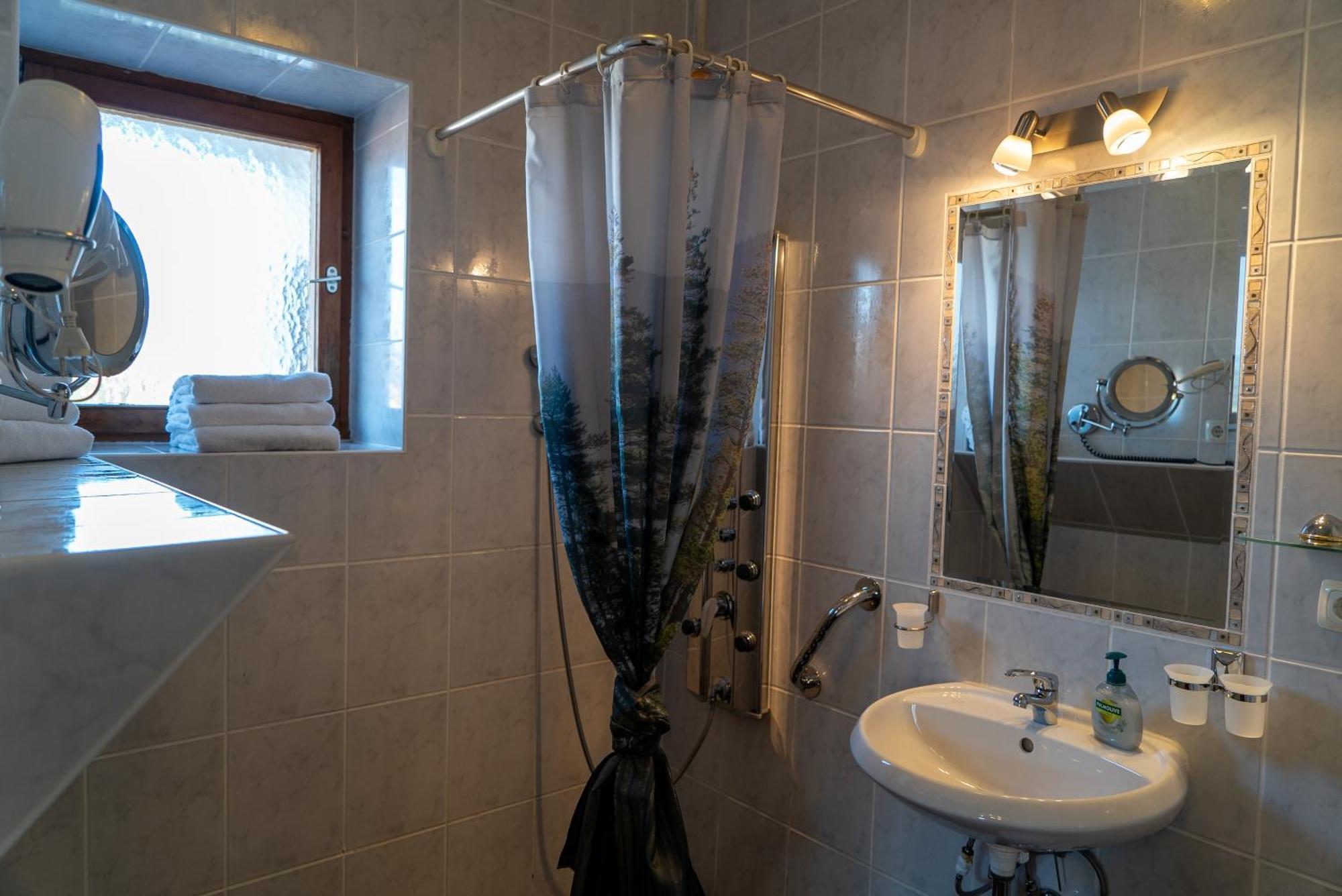 Hotel Bavaria Inzell Phòng bức ảnh
